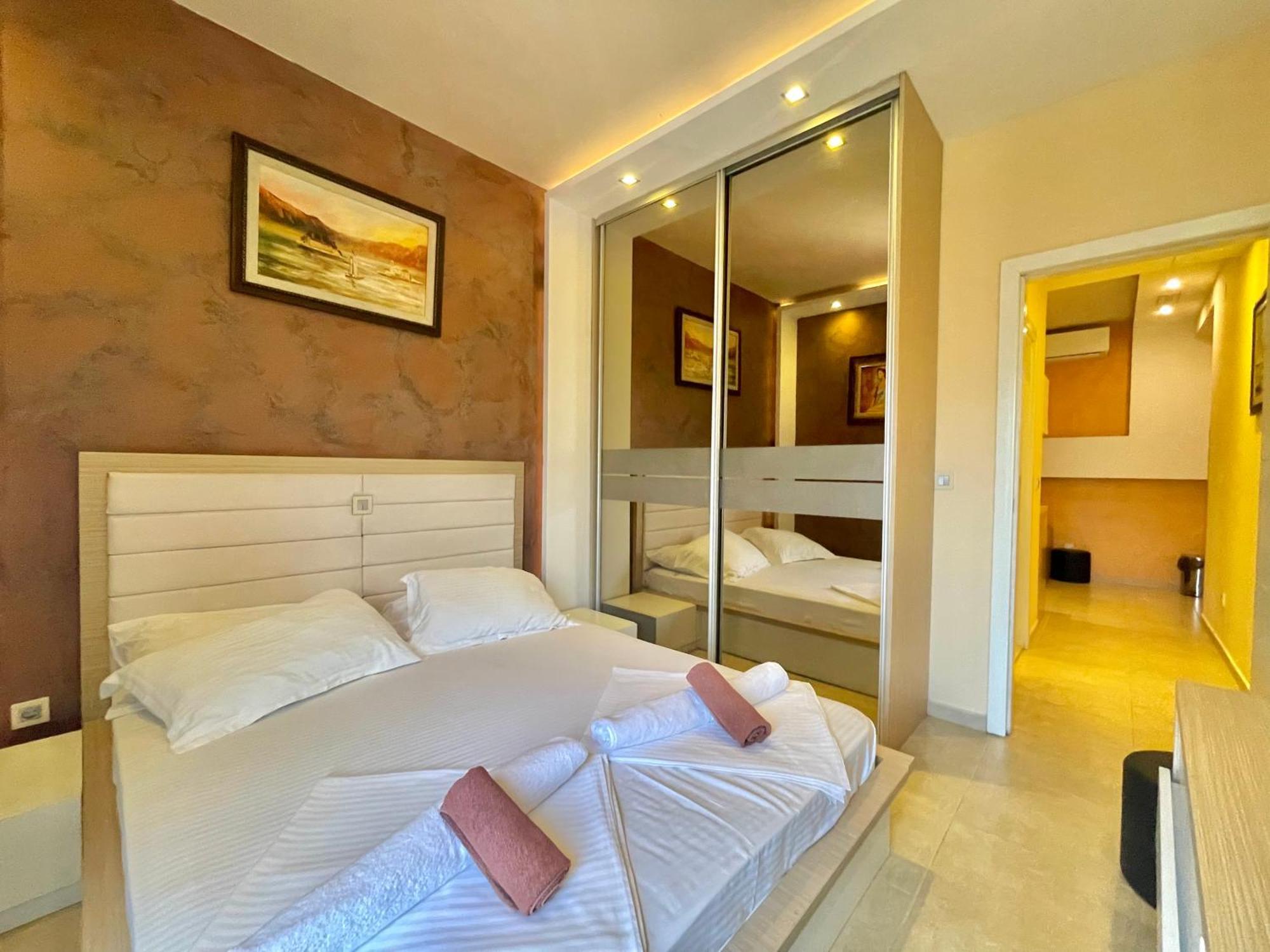 Hotel Butua Residence ブドヴァ エクステリア 写真