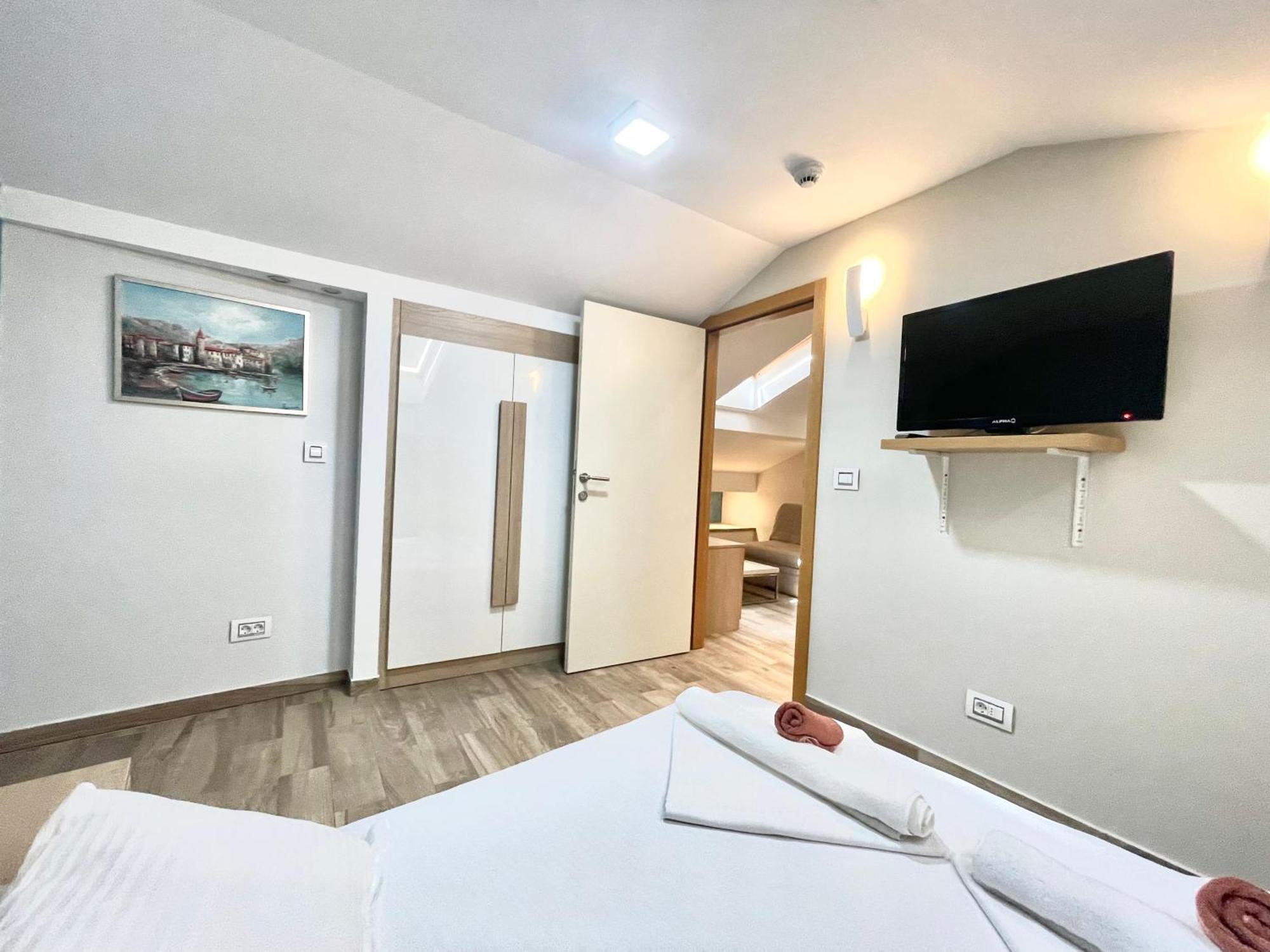 Hotel Butua Residence ブドヴァ エクステリア 写真